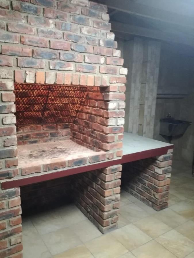 Max B&B East London Ngoại thất bức ảnh